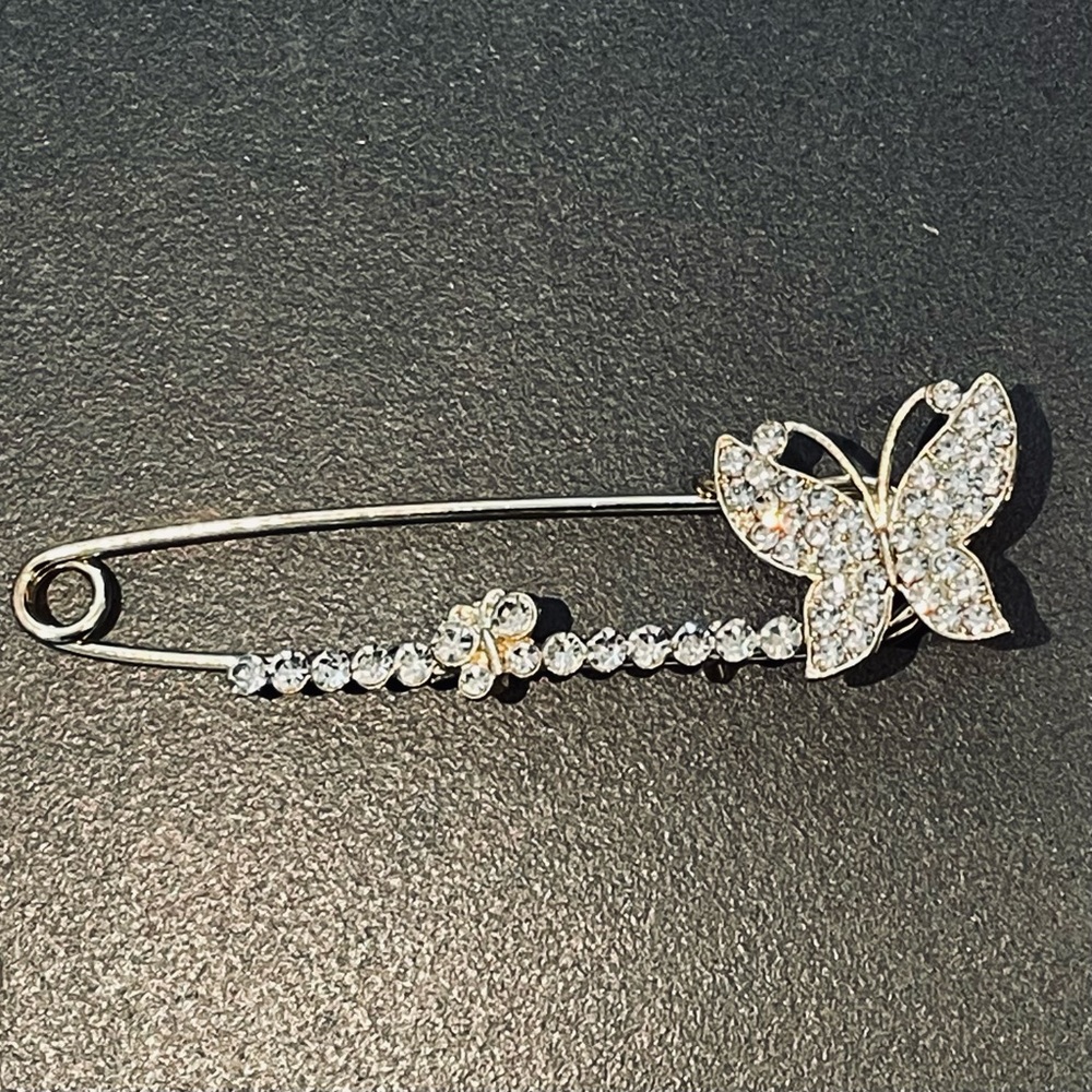 * Butterfly Crystal Safety Silver Pin Brooch NEW